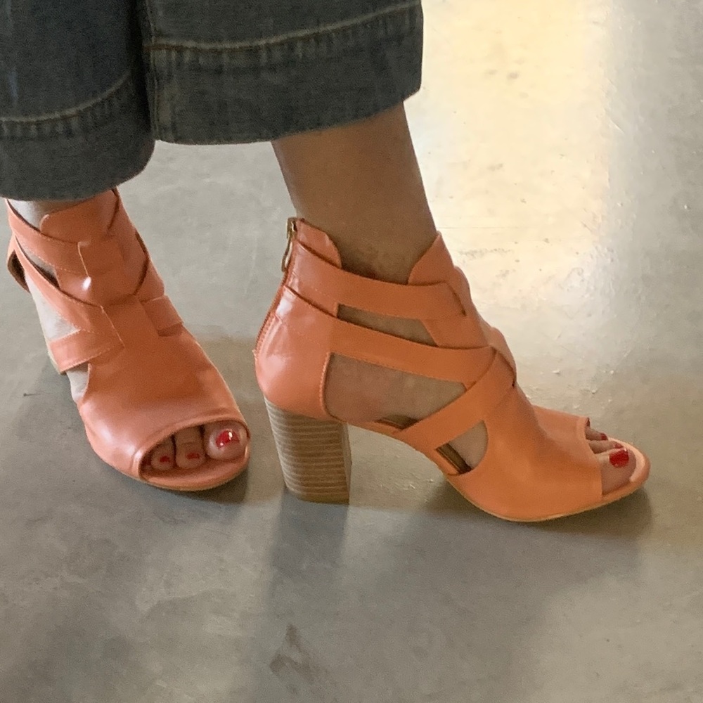 Bucco Capensis Summer Sandals Women’s Sz 7.5